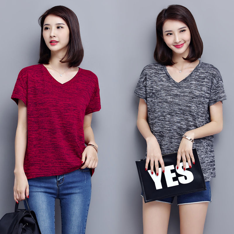 女人丰腴才最好看!这样身材的女人穿收腰T恤性感极了
