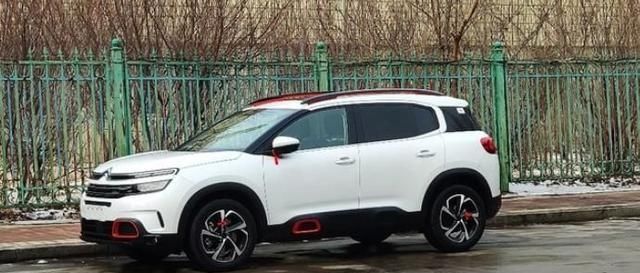  『动心』法系天逸C5 AIRCROSS：我都降到13万了，你们真不动心？