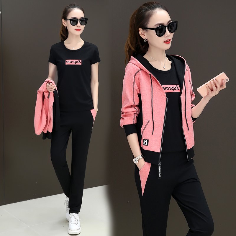 女人再穷，中秋回家也要会穿!推荐试试这些秋季套装，时髦又显嫩