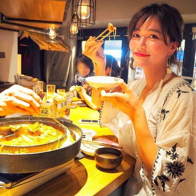 日本超正上班族OL妹纸，有这样的美女谁还会翘班?