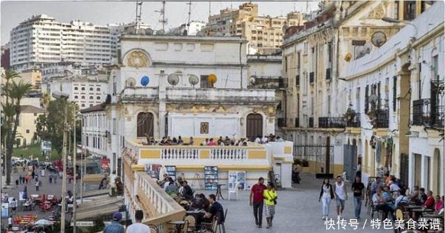 世界磷酸盐最多的国家，价值储量约55万亿，还有许多石油但却贫穷