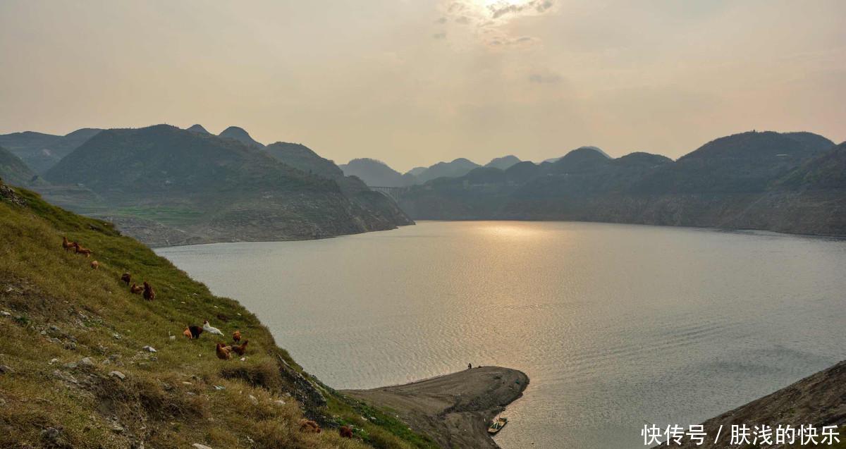 贵州被忽略的一个湖泊，打造成风景旅游区，被称为贵州第一湖