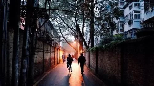 如果一个人不小心闯入四维空间,会有什么后果?结局你可能不相信