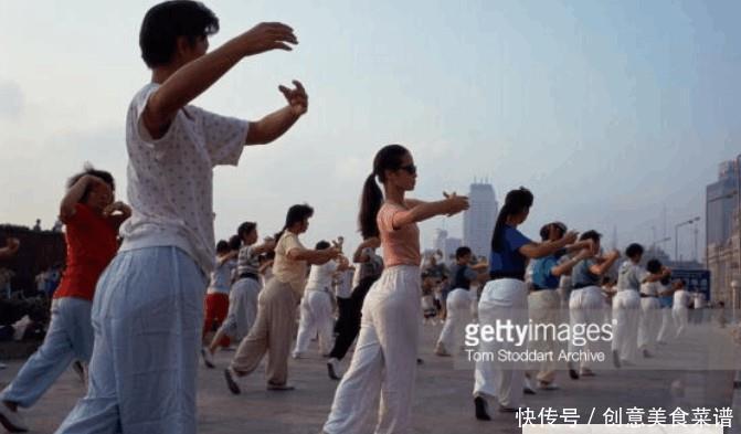 美国人拍摄的1993年真实的中国： 想不到93年的中国是这样子