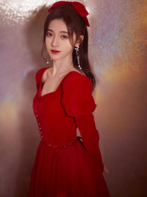 2019鞠婧祎谢娜春晚