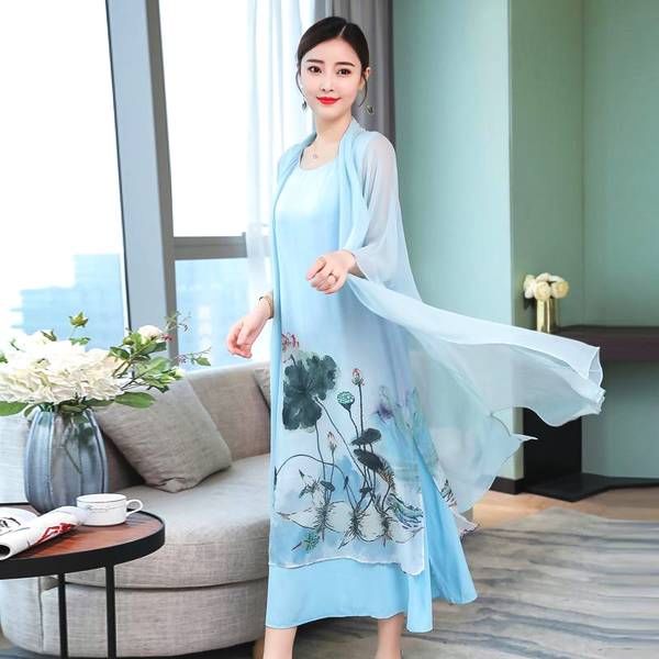 这裙子虽贵了点，但真的很美，媳妇买了2件回来穿，连背影都美爆