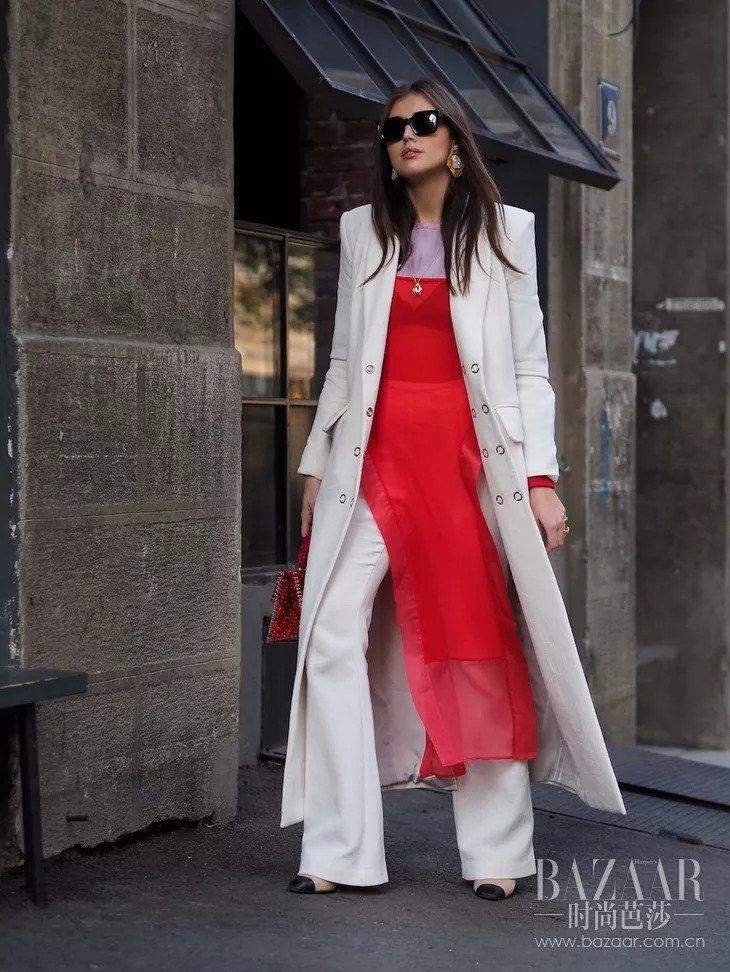 今年的秋冬流行色很吉利，还没到过年就要红火起来!