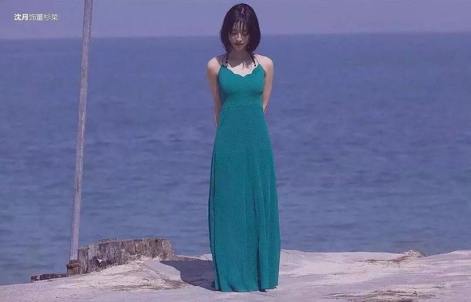 沈月的五五分身材还有救吗?看ins身高160的博主怎么解锁尴尬身材