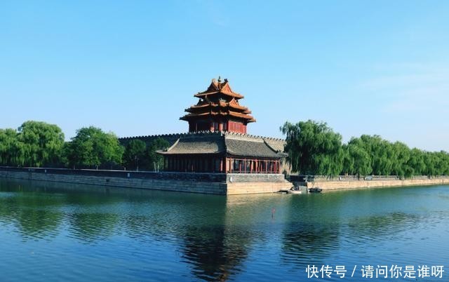 故宫为何天不黑就关门,老大爷说出了真相,这下长知识了