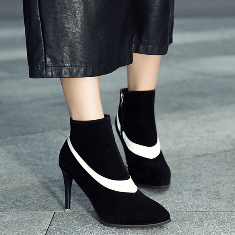 高跟鞋真过时了!今年流行马丁靴，精致减龄，特适合80后