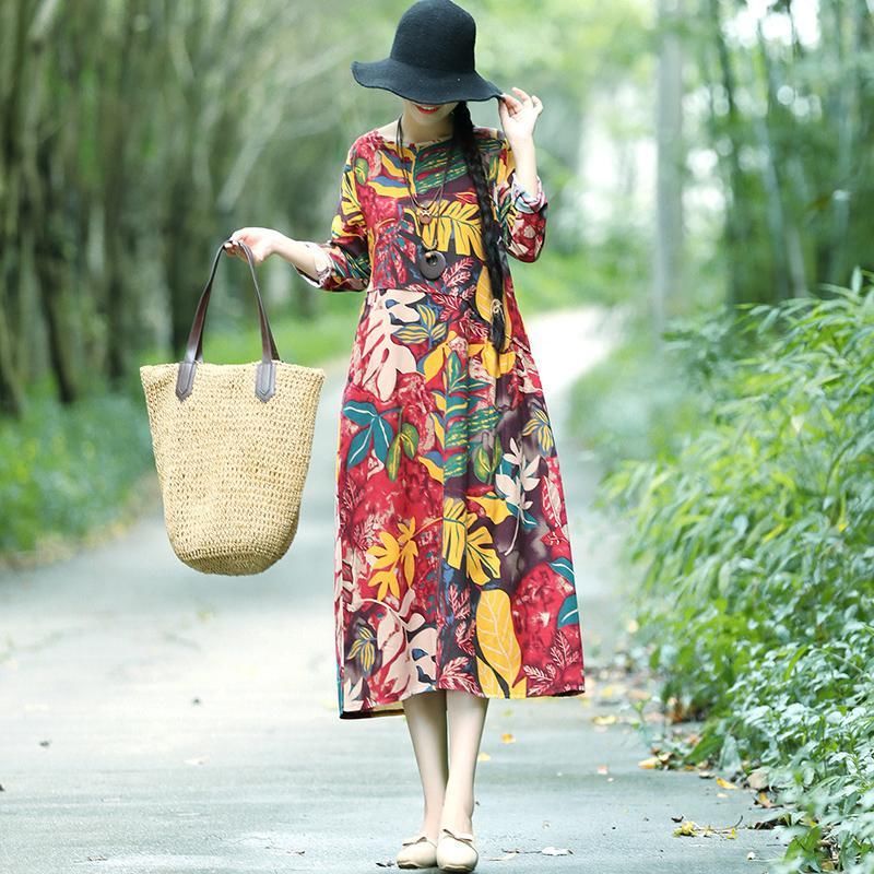 女人不管你有多美，9月出门一定要穿这种秋裙，风情万种，美上美