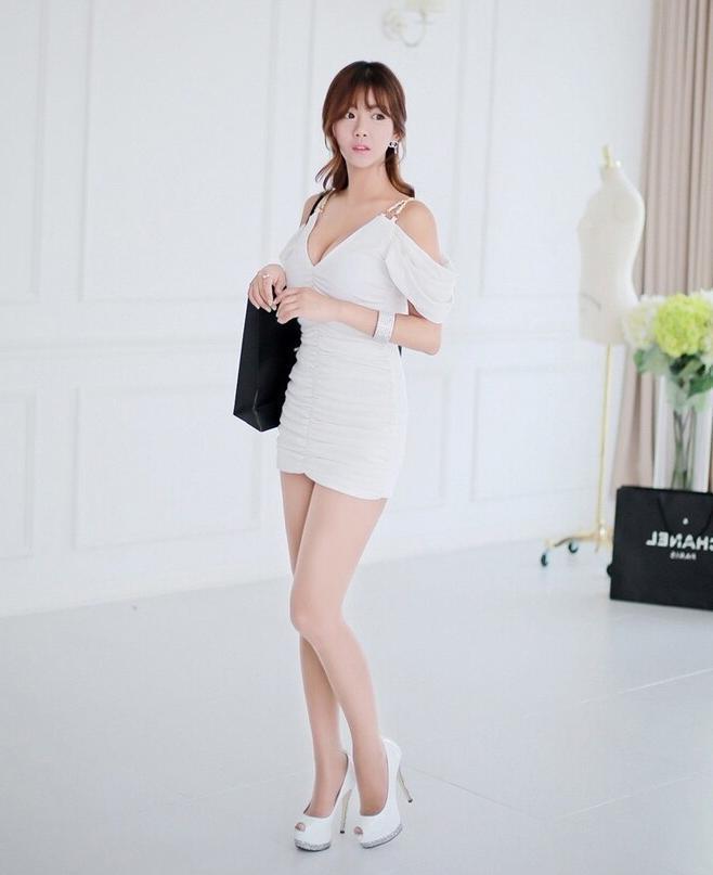 时尚包臀裙点亮时尚风, 不费劲穿出美范