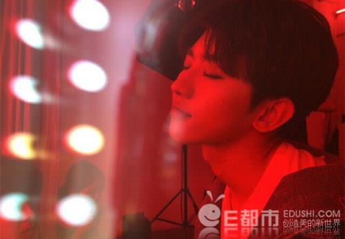 蔡徐坤替身事件真相 为何与黑粉有关揭蔡徐坤人品怎么样当前身价