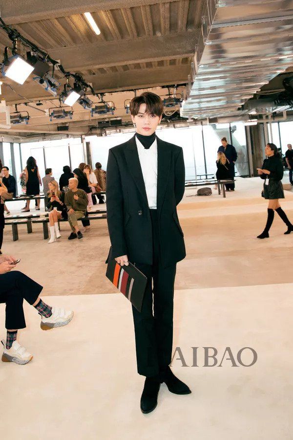 金晨吴昕林彦俊最种草的Longchamp单品居然不是饺子包?