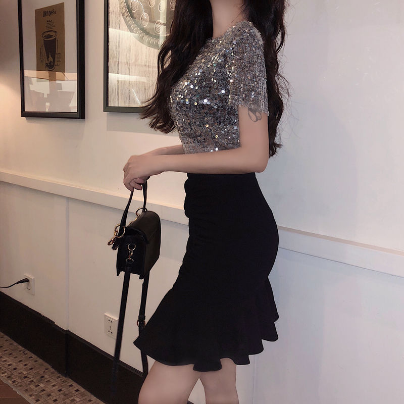 高级鱼尾裙虽不是人人能穿，但只要配上高跟鞋，谁穿都是颜值爆表