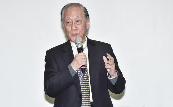 郁慕明寄望青年:打倒“台独”!一起完成中国崛起复兴