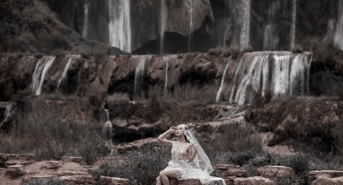 中国最诡异的瀑布，传说一下暴雨，就会出现美丽的新娘身影