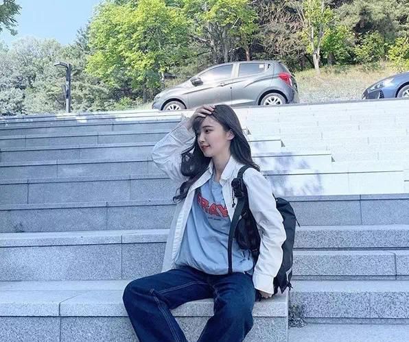 让自己@休闲鞋这样搭配,才是今年最流行的,美炸了