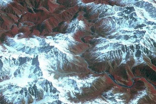 全球最“深”的大峡谷，深达六千米，底部恍若远古时代，就在中国