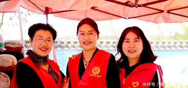 湖北宜都奇石宝贝现茶乡，这3类石吃香，雕刻黄金玛瑙升值10倍