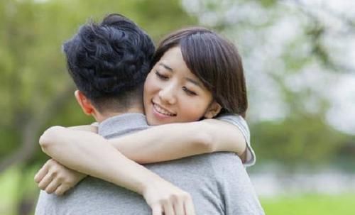  东西：夫妻有没有真爱，看看是否“共用”过三样东西就明白了，很现实