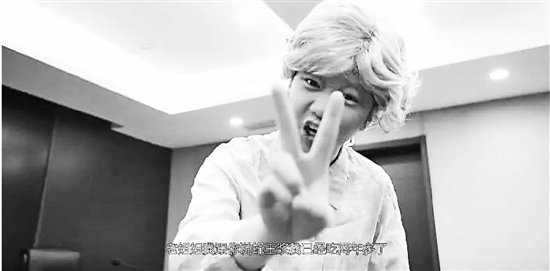 “戏精小姐姐”张佳慧 拍视频劝老人远离保健品诈骗