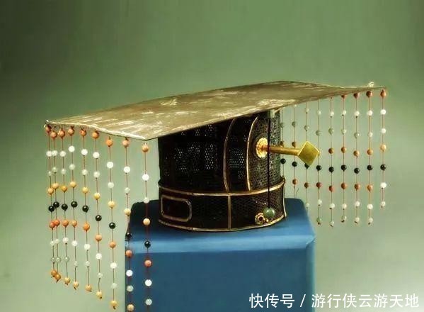 『珠帘』古代皇帝头上的“珠帘”有什么作用?只是美观而已么?