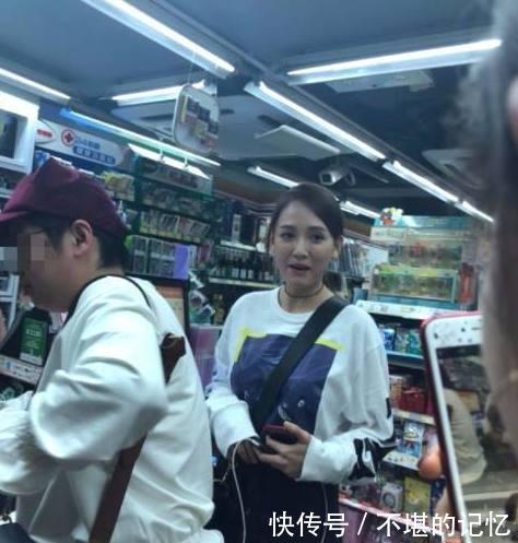 陈乔恩素颜现身, 网友直呼: 差别好大! 没了妆容加持还不如路人美