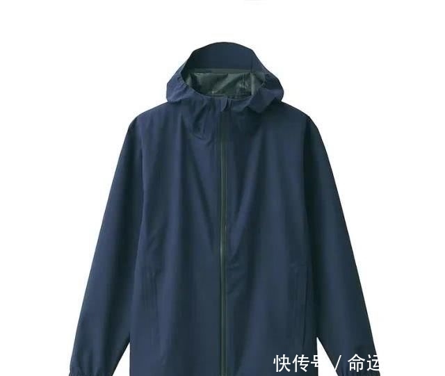 短袖T恤@所有男生!好看不贵的男装试衣间来了!