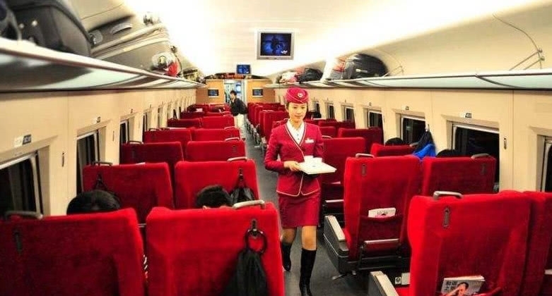 坐高铁不小心过站该怎么办？重新买票返回吗？说出来你可能不信