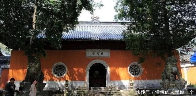 中国零差评5A景区, 门票完全免费, 住一晚上25元, 2元吃到饱