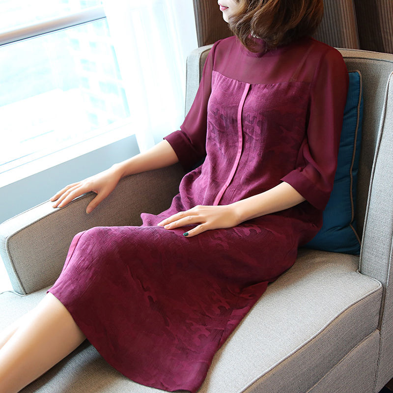 老婆贼会搭!新款优雅的高档氨丝裙+时尚高跟鞋,真是迷死人了