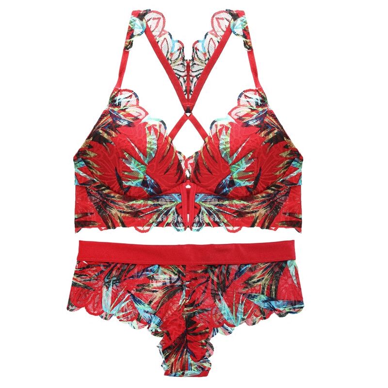 万万没想到，现在办公室里的女人都爱穿这“欧美文胸”，实在太美