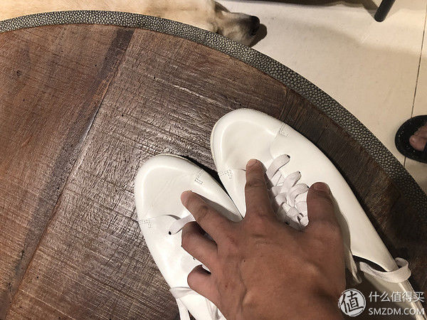 我和我的37双鞋 篇一:我想讲讲我的37双鞋之一:JUMBO，我和老妈撞