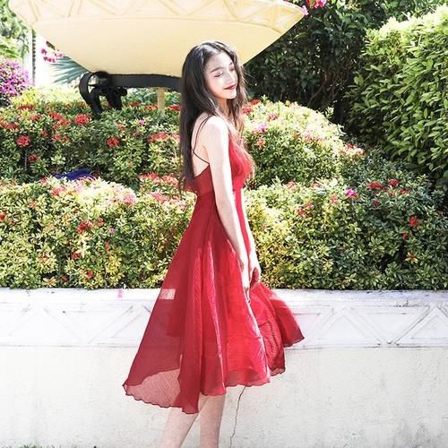 美到让人窒息“沙滩裙”，比泳衣吸睛，抢比基尼风头，秒杀整海滩