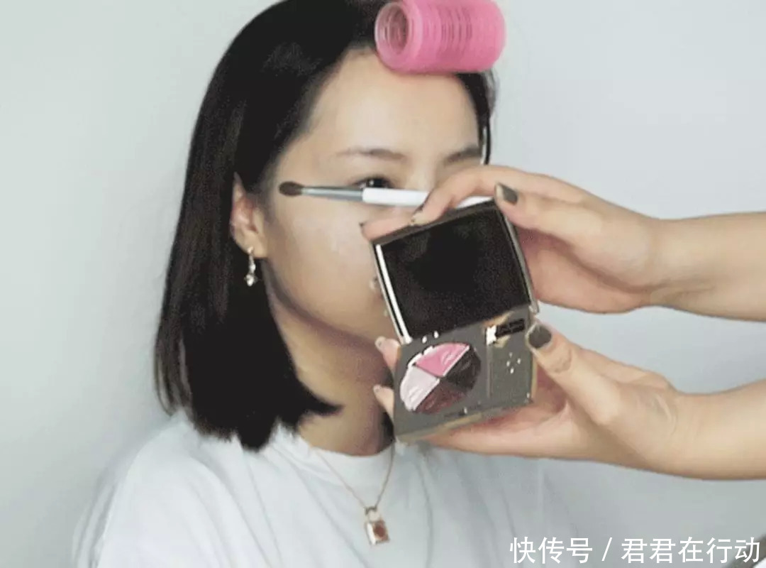看起来■亚洲邪术|毛戈平化妆和你化妆究竟有什么不一样