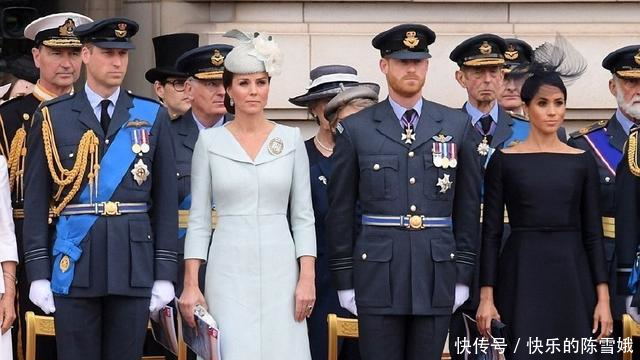 凯特王妃与梅根携手看温网，裙装与裤装的碰撞，丰腴与瘦削的对决