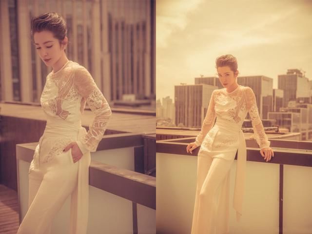 李冰冰还真敢穿，上衣仅靠两根线支撑着，简直时髦到家了！