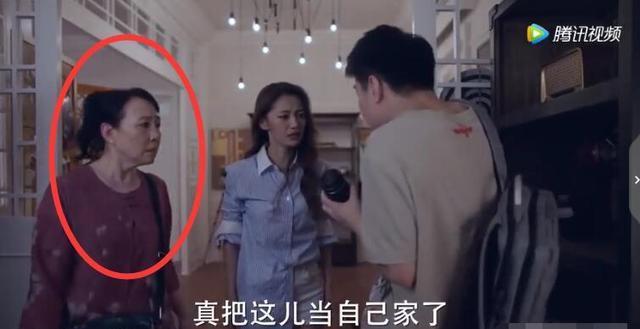 「关系」《完美关系》预告:樊胜美妈来吸邦尼血,舒晴通风报信袁总
