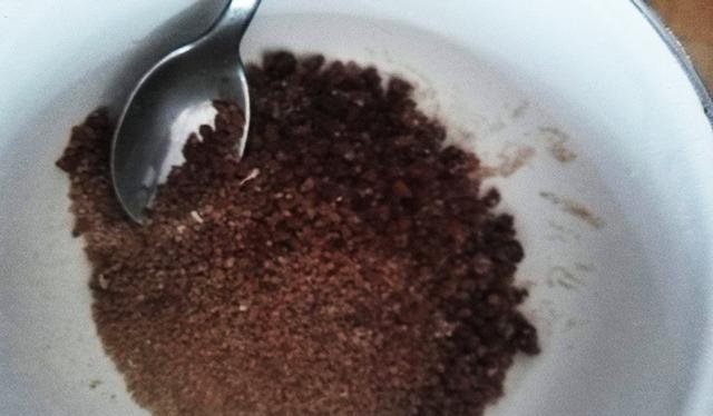  『麦粒』不起眼的麦粒，这样加工一下，不仅能钓鲫鱼，鲤鱼草鱼也能钓