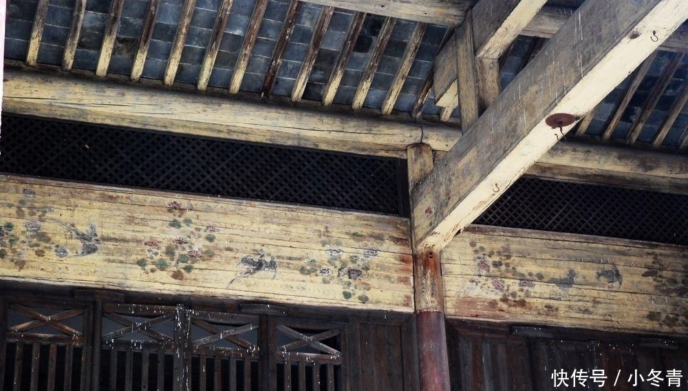  房梁@近些年，时不时有人到农村高价收购房梁，用来干啥？看完才