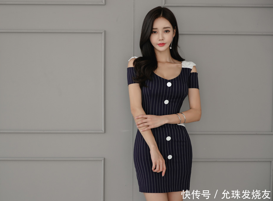 孙允珠竖纹时髦欧范纽扣包臀裙