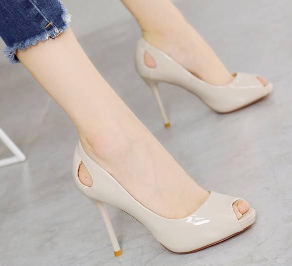 趣味测试：选一双你喜欢的高跟鞋，测你的清纯指数是多少