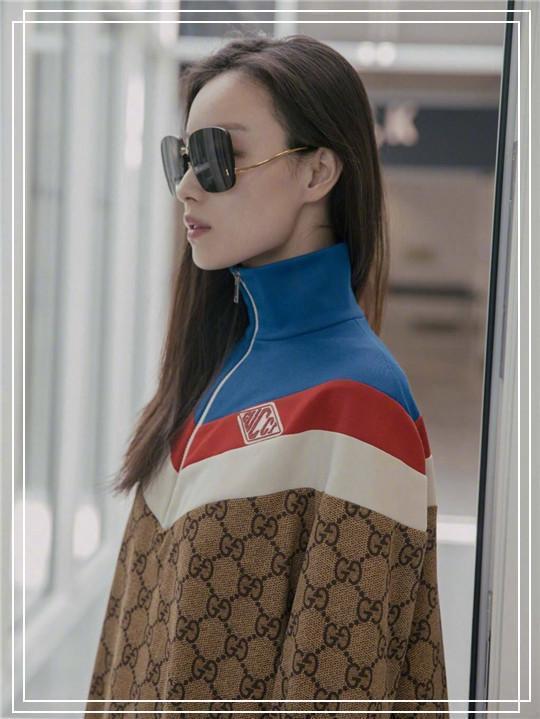 当吴宣仪撞衫倪妮，网友：终于知道高级脸和普通脸差距有多大了！