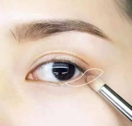  「淡妆」恰当的淡妆化妆步骤 教你迅速画好极致自然妆