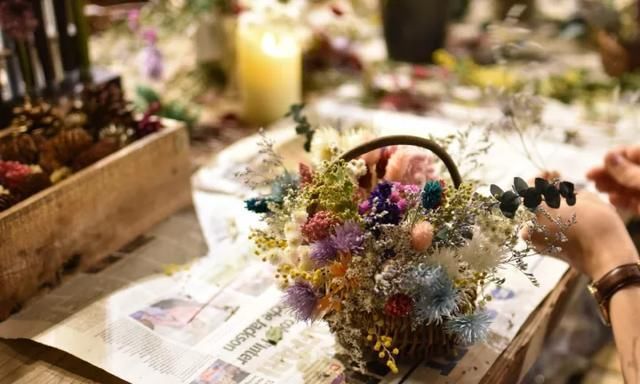  『手工』DIY手工制作：用干花做的花艺作品，比鲜花还美！