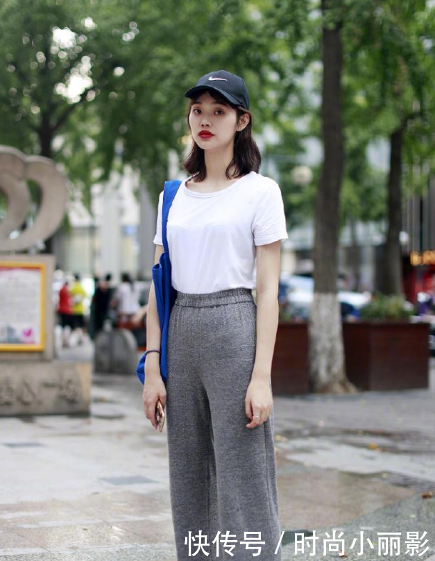 美女身材高挑,轻松驾驭包臀裙,展露女性妩媚迷人的韵味！