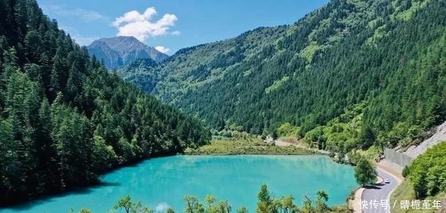 九寨沟国庆或“回归”，震后2年最新航拍照美炸了