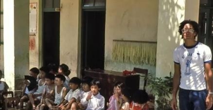  「特区」深圳成为特区前的照片，这是市中心