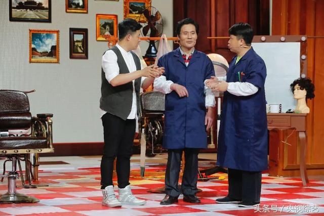 百年老店美发师现场秀技艺，做出来的头发有什么不同？